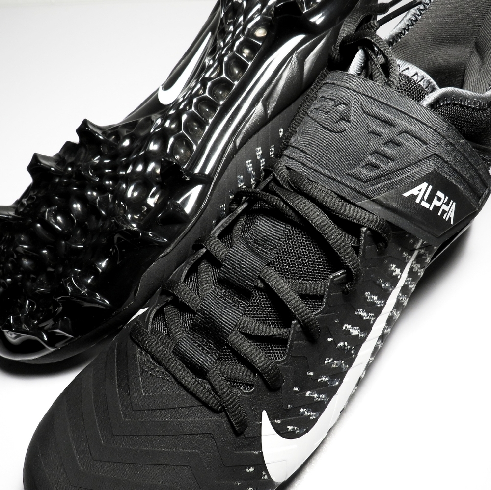 New Men's Size 11-16 Nike Alpha Menace Pro 2 Black Football Cleats Comfortable - Picture 3 of 9